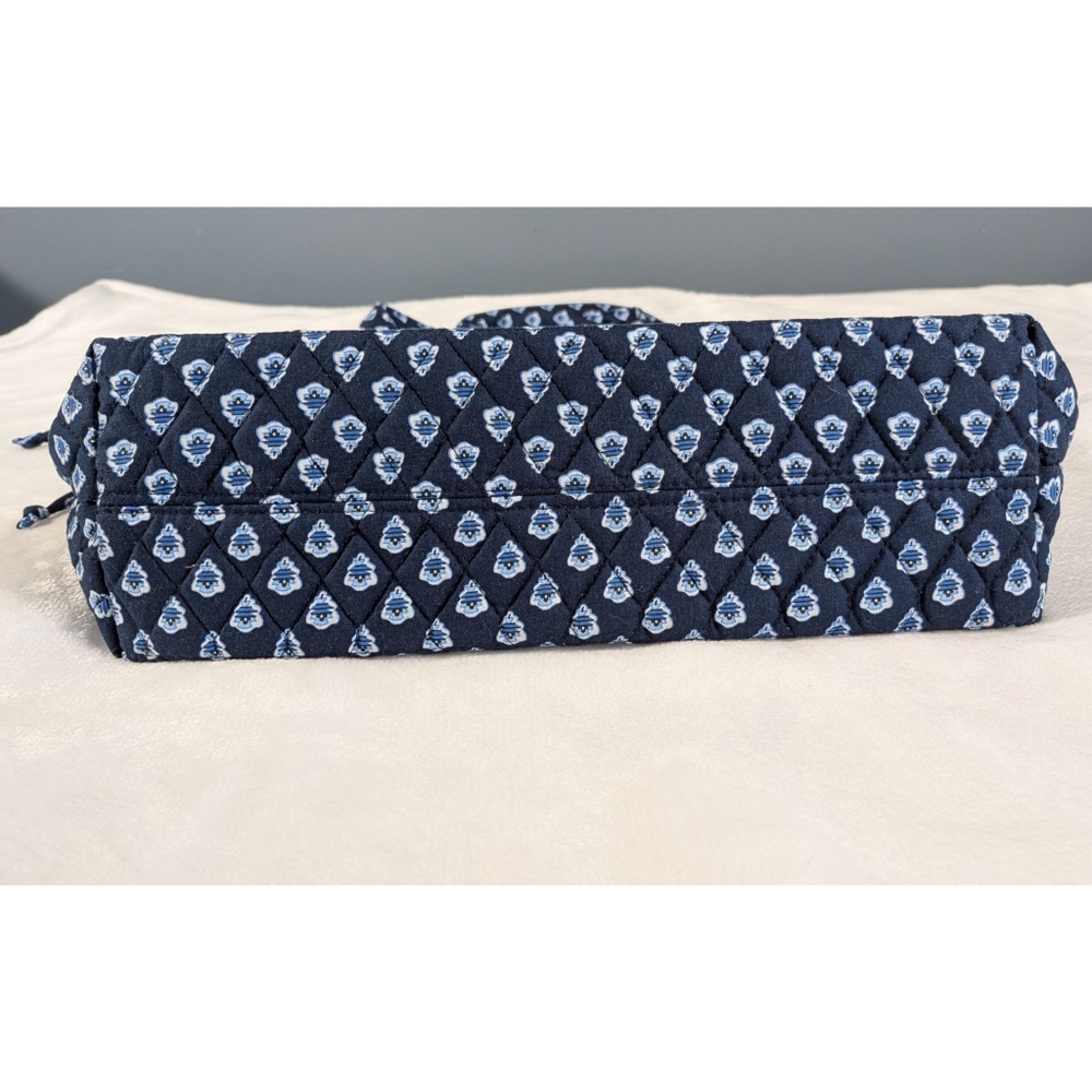 Vera Bradley Tie Tote Nantucket Navy - Picture 6 of 12